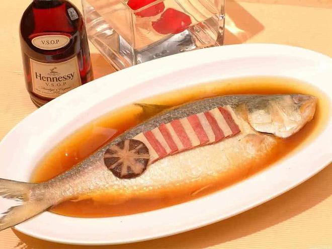 日本网评：中pg电子平台国最美味的4道鱼清蒸鲈鱼上榜图2让人很意外(图1)