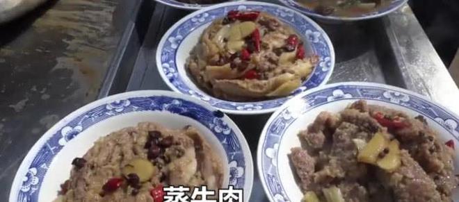 河南传统婚pg电子平台宴一桌3百元八大碗端上桌道道都是“民间硬菜”(图5)