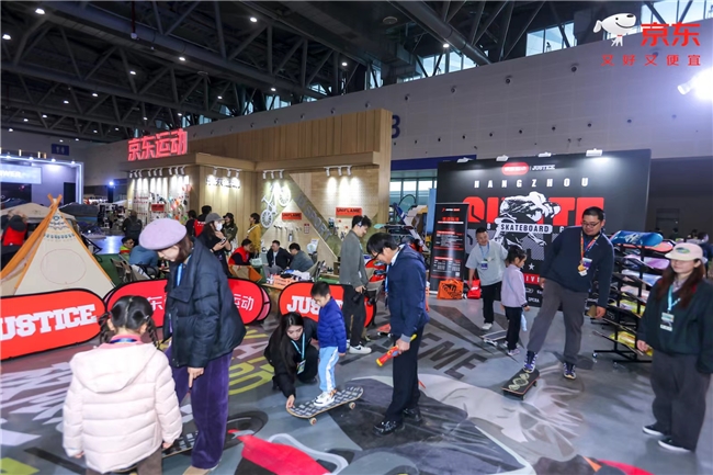 京东运动携“欧洲PG电子网址帐篷之王” Hilleberg首次参展CLE2025带来最新旗舰款商品(图1)
