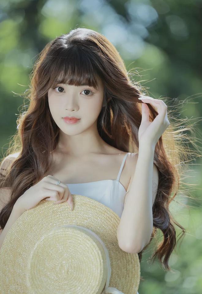 PG电子入口美女露0的身体无挡做运动  美女露0的身体无挡做运动下载安卓版破解版V(图1)